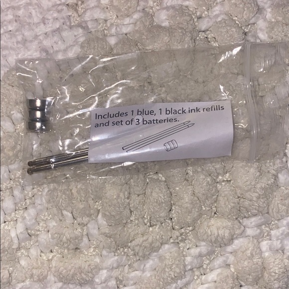 Bell + Howell KnightHawk Pen with Light Magnifier - Picture 7 of 12